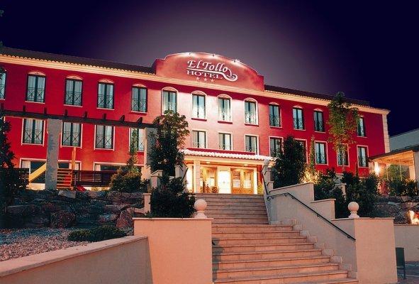 Hotel-Restaurant El Tollo 
